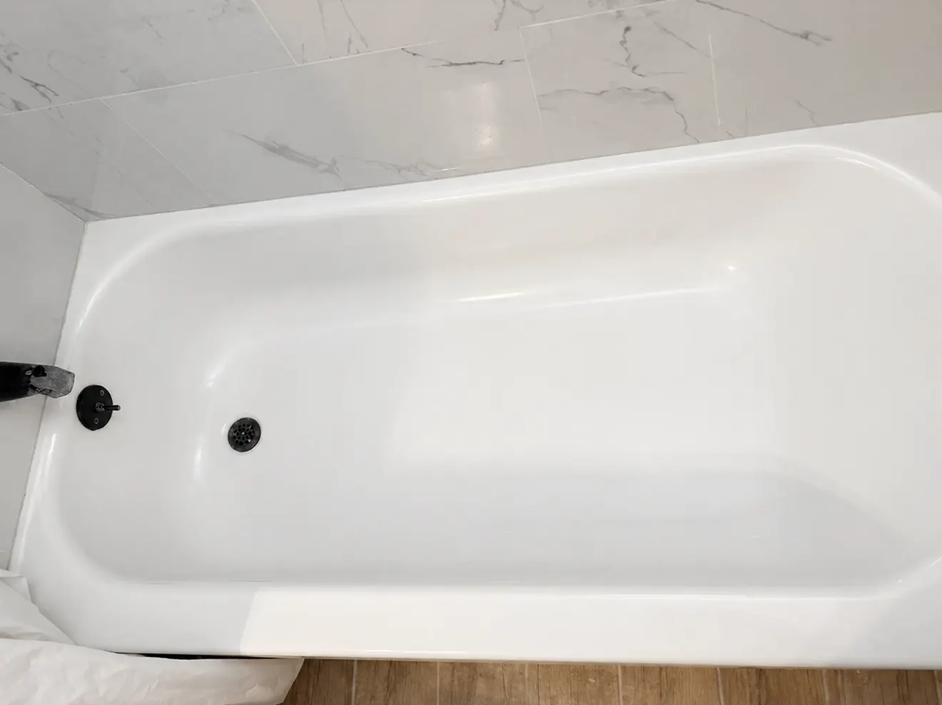 Clean bathtub after deep cleaning